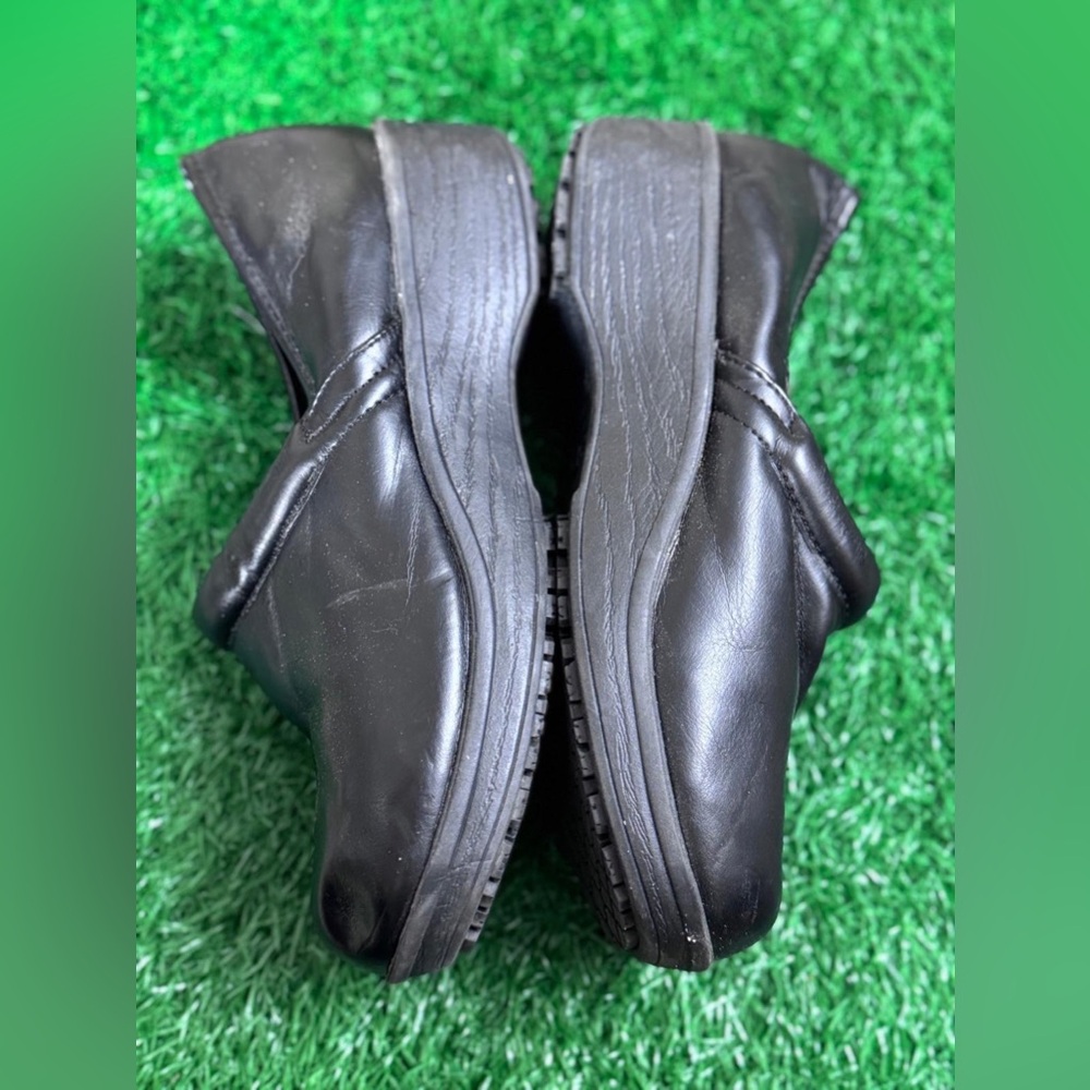 Women's SafeTstep Black Leather Shoes Size‎ 9